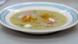 Aardappel-preisoep met taleggio