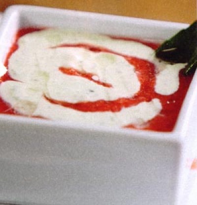 Pittig aardbeiensoepje