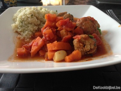 Tajine met balletjes en zoete aardappel