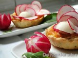 Taartje van pate brisée met mascarpone en radijsjes