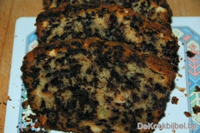 Cake met appel, amandel, hazelnoot en chocolade Cake met appel, amandel, hazelnoot en chocolade