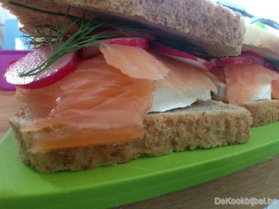 Croque gerookte zalm en geitenkaas