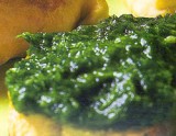 Crostini met peterseliepesto