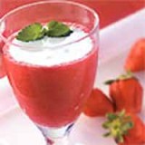 Emulsie van aardbeien met witbier, chantilly van plattekaas