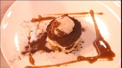 Tiramisu met peperkoek, karamel van koffie, Amaretto en mokka-ijs