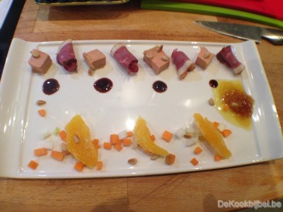 Carpaccio van gerookte eendenborst, foie gras en appelsien