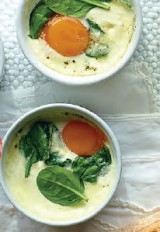 Oeufs en cocotte met spinazie