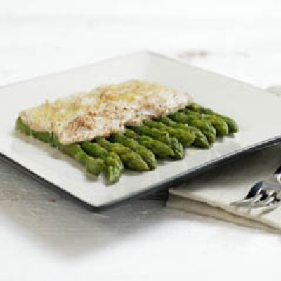Gegratineerde groene asperges met Finettes Gegratineerde groene asperges met Finettes