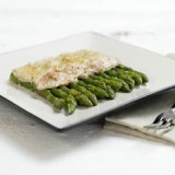 Gegratineerde groene asperges met Finettes