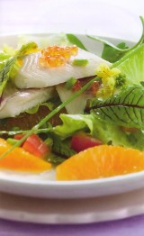 Salade van gerookte forel