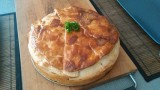Italiaanse gehakttaart met pasta