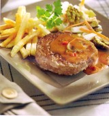 Hamburger 'Stroganoff' met witlofsalade