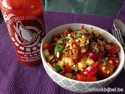 Spicy Kabeljauw met groenten en noedels Spicy Kabeljauw met groenten en noedels