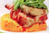 Kalfstournedos en puree van wortelen en yoghurt