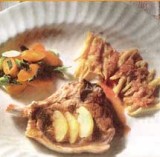 Kalfsribstuk met citroen, ui en wortel, pasta met room en ham