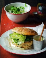 Kipburger met wasabimayonaise