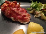 Kipfilet, kruidenkaas, pancetta