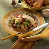 Lauwe sla van kipfilet in balsamico-azijn en notenolie