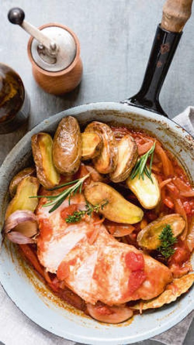 Kipfilet met piperade en geroosterde aardappelen