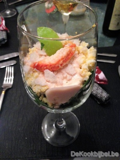Krabcocktail met appel-seldersalsa en cocktaildressing