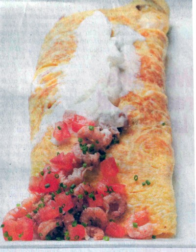 Omelet baveuse met tomaat, garnaal