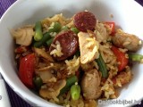 Paella van kip en chorizo