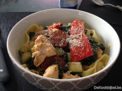 Pappardelle met gegrilde kip en chorizo