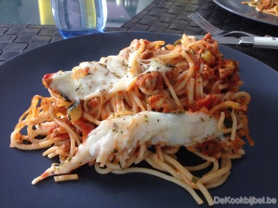 Pasta ovenschotel met feta en mozzarella