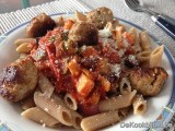 Penne met geroosterde groenten en gehaktballetjes