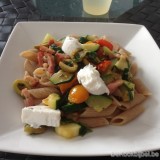 Penne met groeten en geitenkaas
