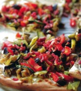 Flammeküche met zuiderse groenten