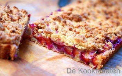 Pruimen-crumble met gember en kruidnagel