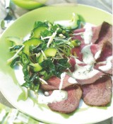 Rosbief met wasabi en knapperige salade met soja
