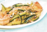 Spirelli met Scampi's en romige tomatensaus