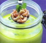 Erwt en groene paprika kokosoep