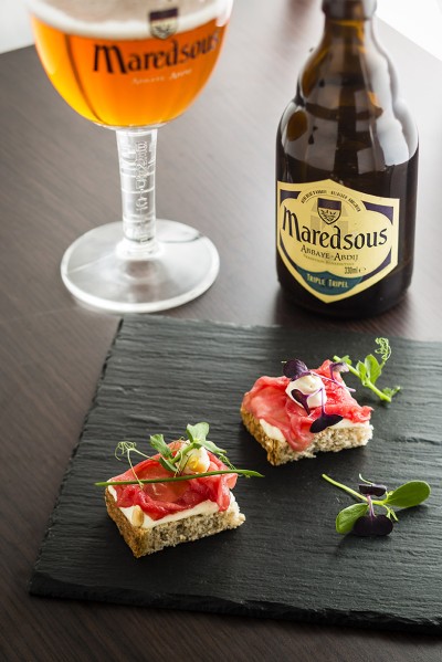 Zakoeski met Maredsous met Peper, rundscarpaccio en limoen