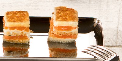 Kubus toastjes met gerookte zalm Kubus toastjes met gerookte zalm