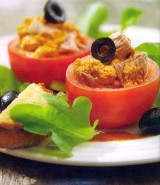 Gevulde tomaatjes met tonijn en Pesto alla Calabrese