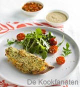 Varkenspoten met hersensaus en charcutière