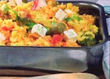 Vegetarische paella met groenten en feta
