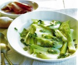 Jonge prei en venkel met kruidenvinaigrette