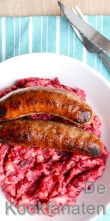 Stamppot met rode biet en worst