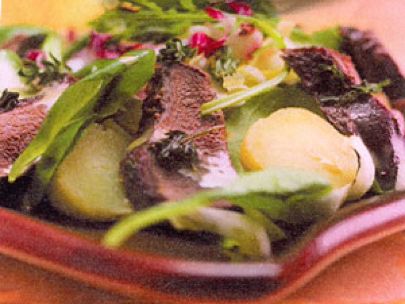 Lauwwarme aardappelsalade met bosduif