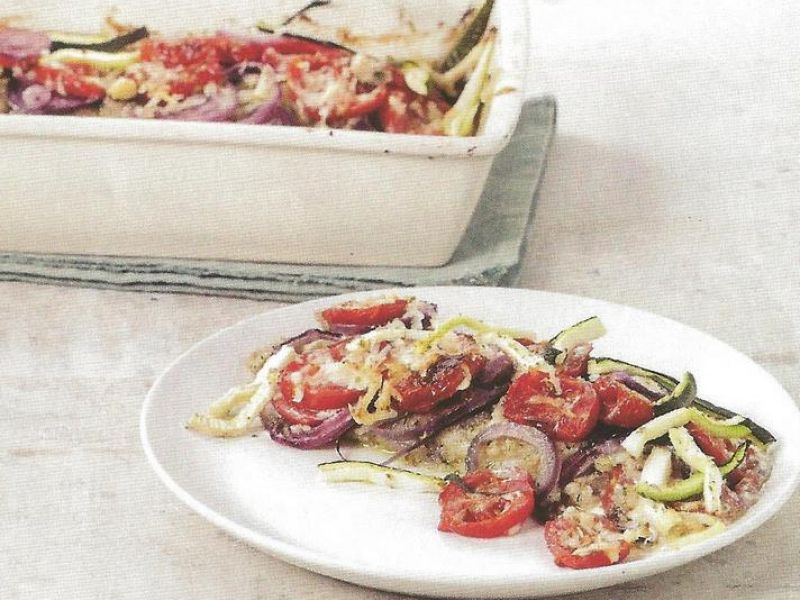 Ovenschotel met pangasius, courgette en tomaat