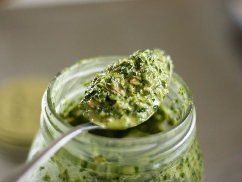 Pesto,met koriander en cashewnoten