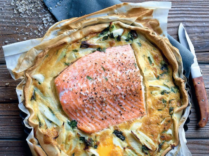 Quiche met asperges, zalm en waterkers