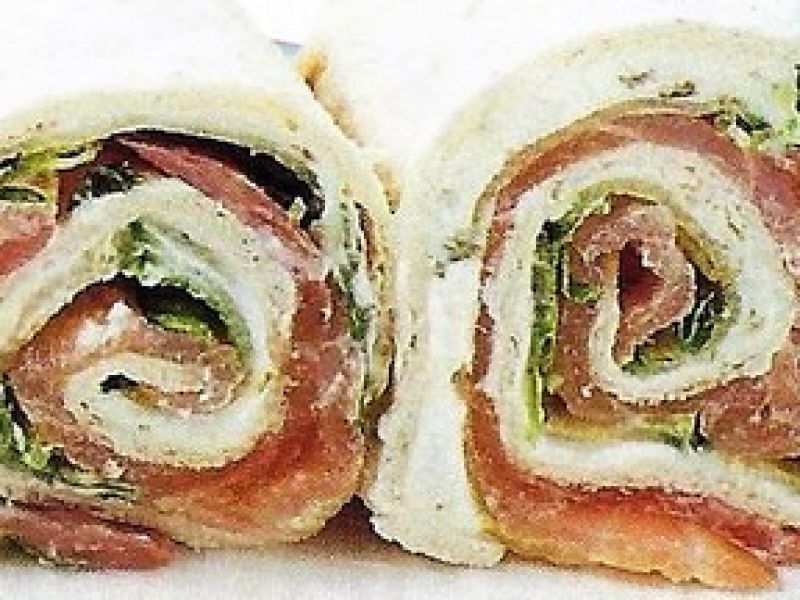 Wrap met roomkaas en gerookte zalm